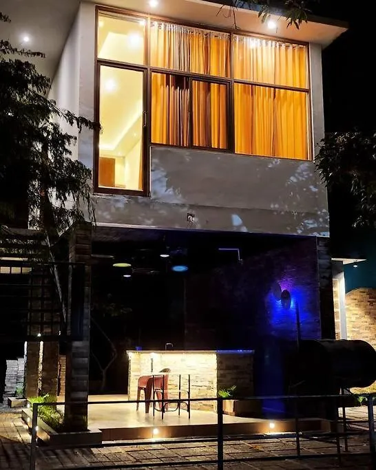 Aripalam Villa Karuvapadna
